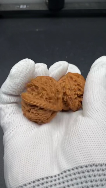 Natural Four-Edged Wenwan Walnuts from Xiayunling | Collectible Matching Pair | Handheld Decompression Fidget Toy | Rare Handicraf