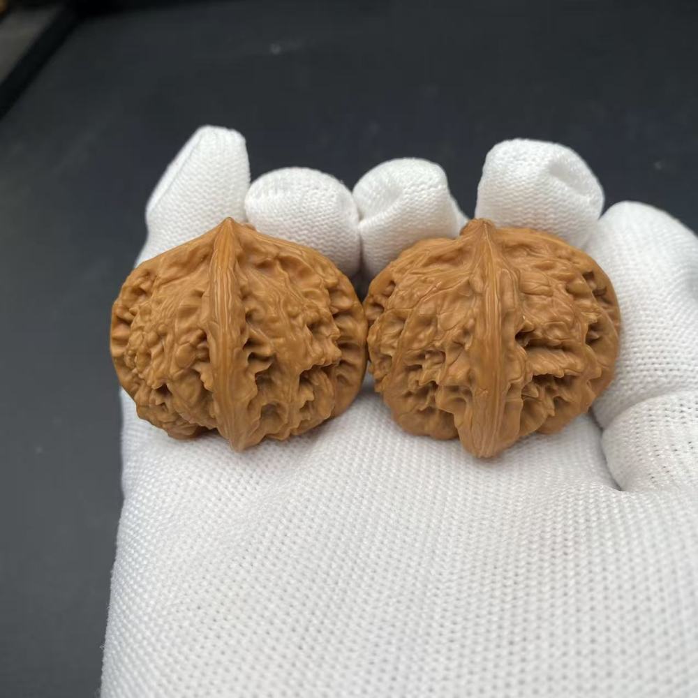 Natural Four-Edged Wenwan Walnuts from Xiayunling | Collectible Matching Pair | Handheld Decompression Fidget Toy | Rare Handicraf