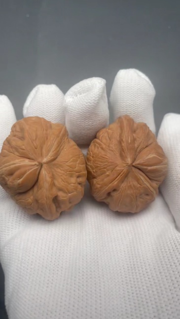 Rare Four-Sided Pinggu Yuanbao Wenwan Walnuts - Handmade Chinese Collectible Fidget Toys for Stress Relief & Hand Health