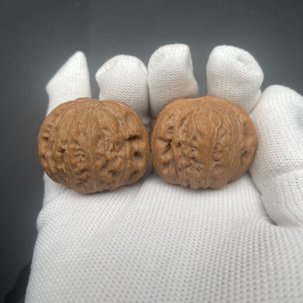 Hammer Owl Shape Chinese Wenwan Walnuts - Handmade Rare Collectible Stress Relief Fidget Toys for Hand Health & Feng Shui Decor
