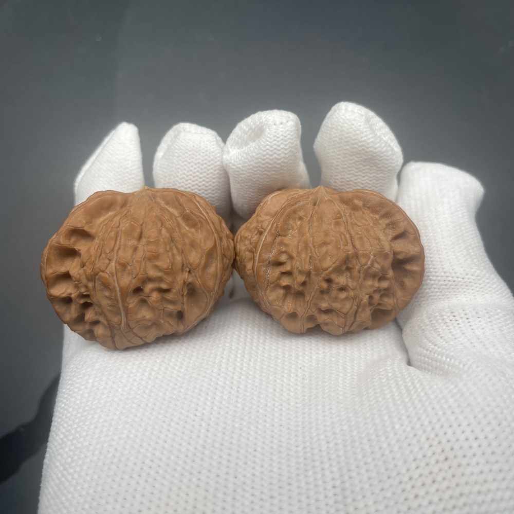 Fortune Yuanbao Special-Shaped Chinese Wenwan Walnuts, Natural Hand Exercise Health Walnuts, Collectible Handheld Fidget Toys