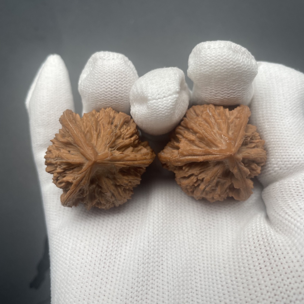Natural Meteor Shower Three-Ridge Chinese Walnuts, Premium Hand Exercise Health Collectibles