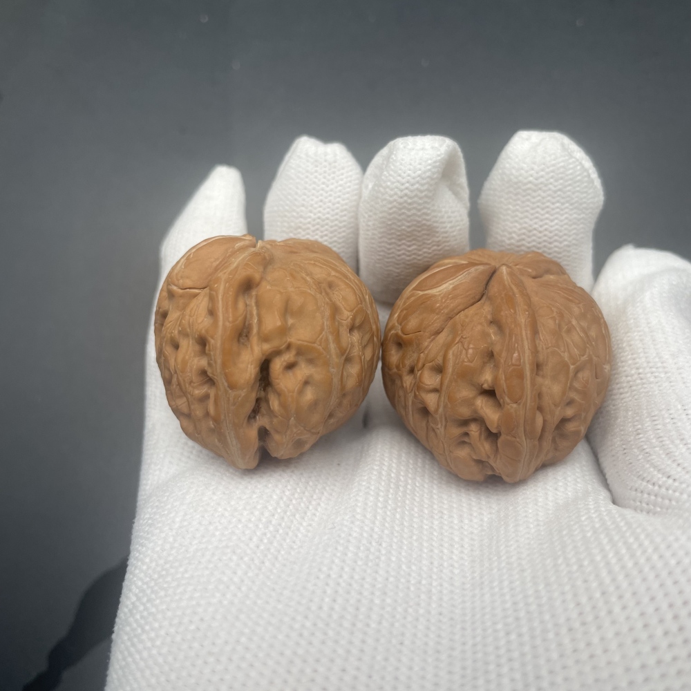 Rare Four-Sided Pinggu Yuanbao Wenwan Walnuts - Handmade Chinese Collectible Fidget Toys for Stress Relief & Hand Health