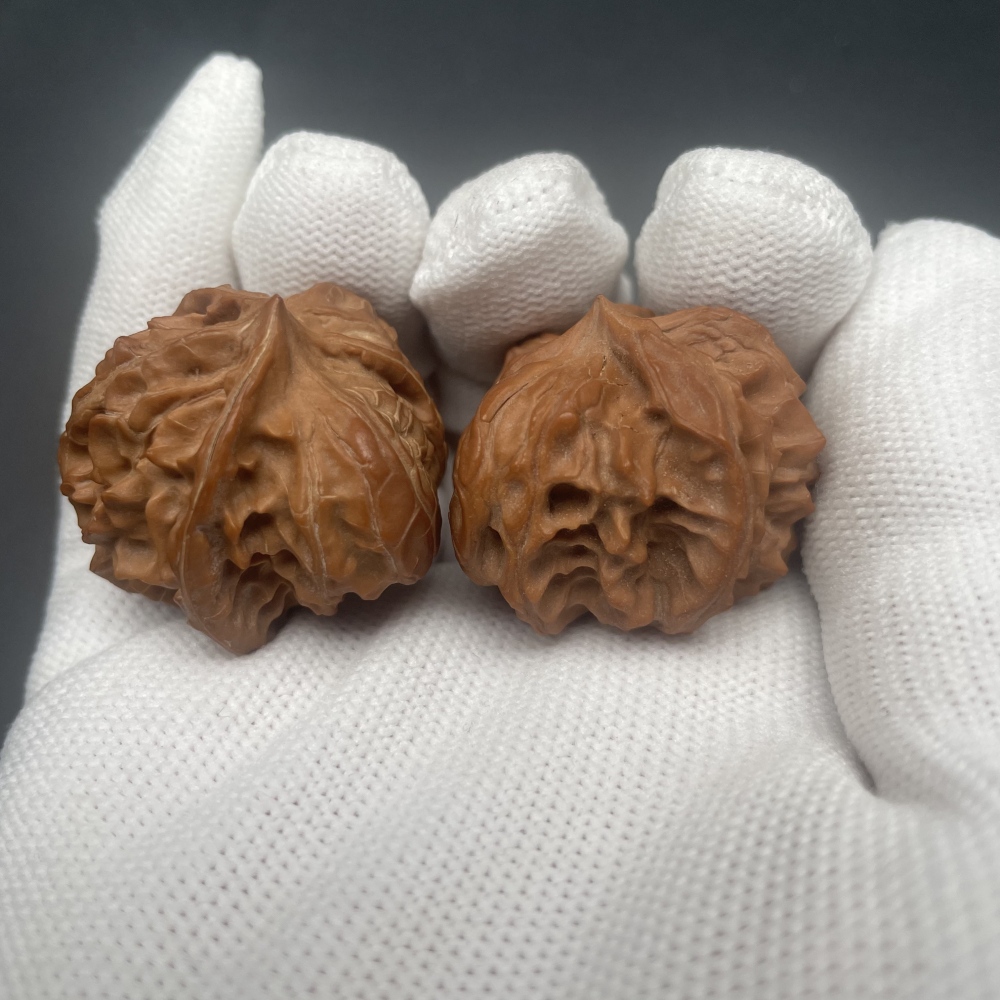 Wild Snake Head Special-Shaped Chinese Walnuts - Handmade Collectible Fidget Toys for Hand Health & Feng Shui Decor