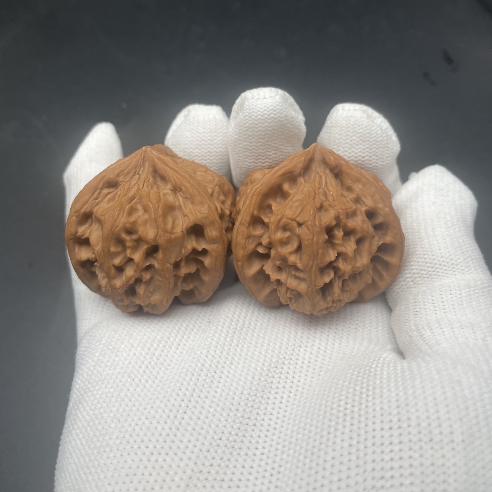 Natural Qinmen Three-Ridge Walnuts - Premium Handheld Wenwan Walnuts for Stress Relief, Hand Health & Collectible Investment