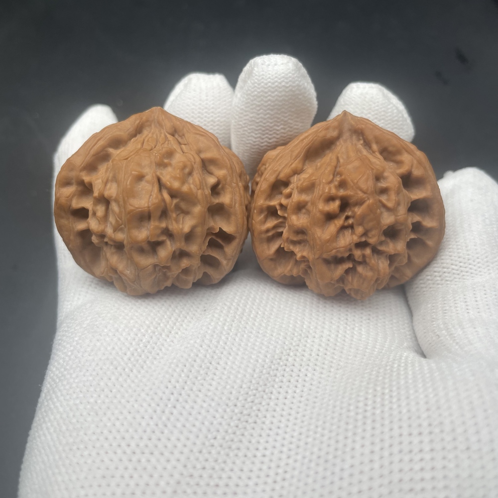 Natural Qinmen Three-Ridge Walnuts - Premium Handheld Wenwan Walnuts for Stress Relief, Hand Health & Collectible Investment
