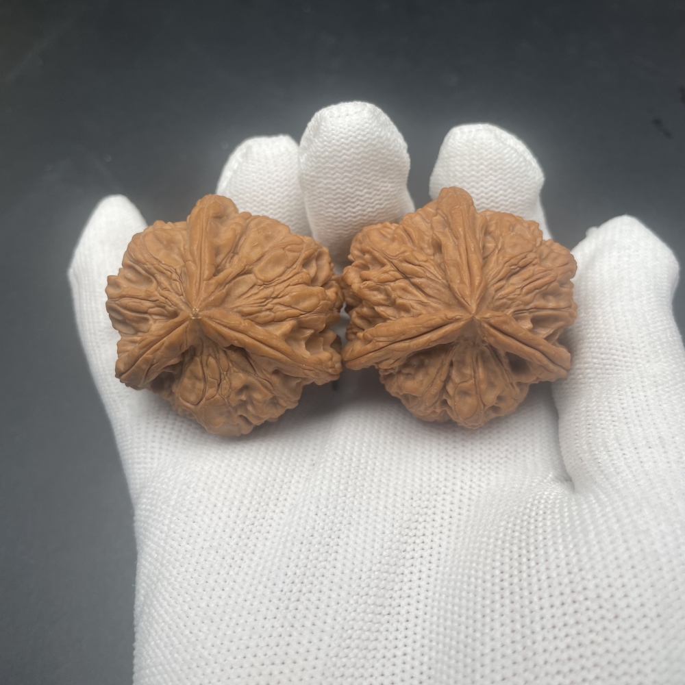 Natural Qinmen Three-Ridge Walnuts - Premium Handheld Wenwan Walnuts for Stress Relief, Hand Health & Collectible Investment
