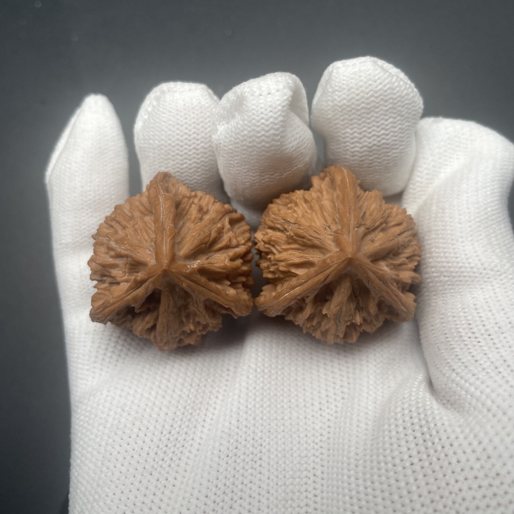 Natural Meteor Shower Three-Ridge Chinese Walnuts, Premium Hand Exercise Health Collectibles