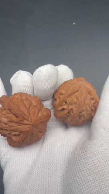 Nanjiang Stone Three-Ridges Wenwan Walnuts | Rare Natural Wild Collectibles | Hand Exercise Stress Relief Massage Walnuts | Oriental Culture Collectible Ornament