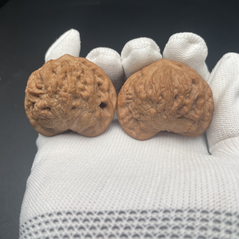 Chinese Walnut Wenwan - Handmade Rare Finds, Stress Relief Fidget Toys for Hand Health & Collection