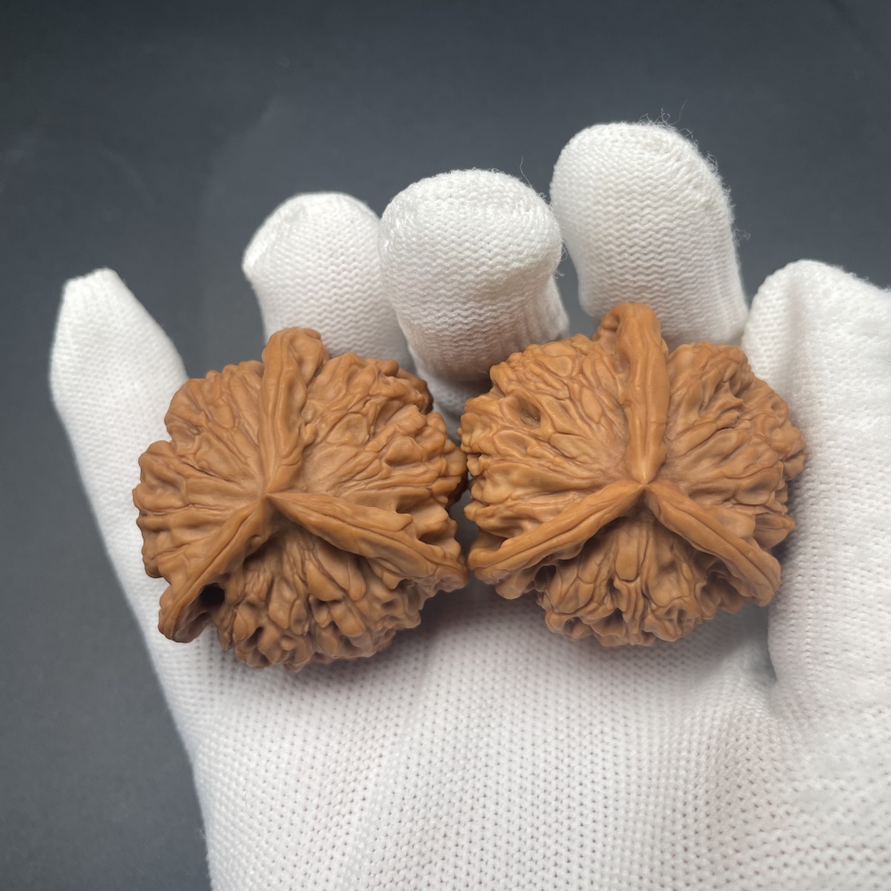Tiger King Three-Ridges Wenwan Walnuts | Rare Natural Wild Collectibles | Hand Exercise Stress Relief Massage Walnuts | Oriental Culture Collectible Ornament