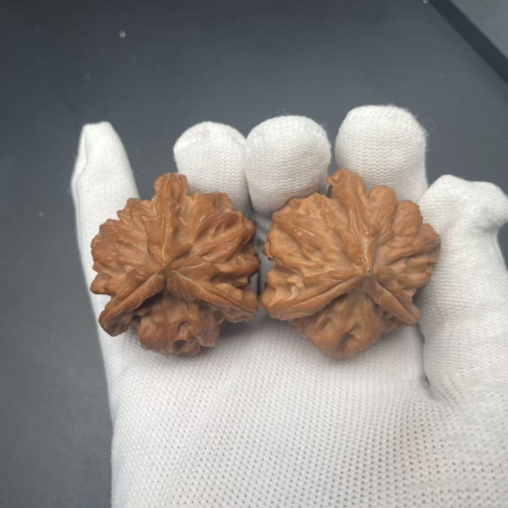 Premium Cao Dalong Three-Ridge Wenwan Walnuts | Hand Exercise Collectibles