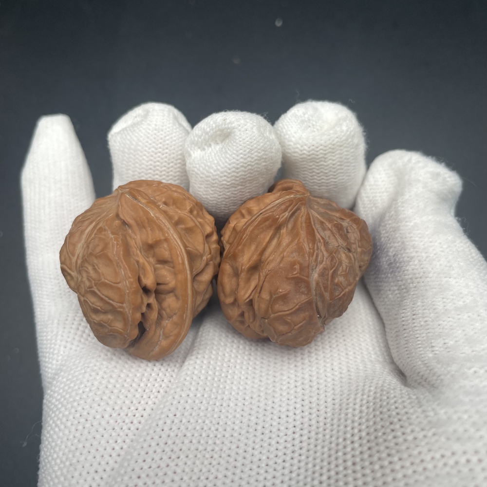 A Pair of Palace Lamp Snake Head Shape Chinese Art Walnuts | Rare Pattern Palm Exercise Collectibles | Stress Relief Hand Massager | Oriental Wellness Decor
