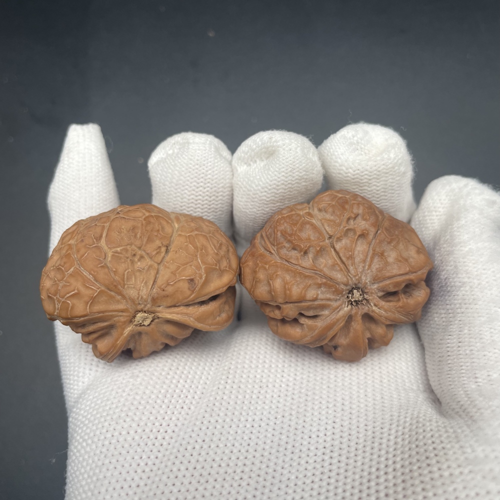 A Pair of Palace Lamp Snake Head Shape Chinese Art Walnuts | Rare Pattern Palm Exercise Collectibles | Stress Relief Hand Massager | Oriental Wellness Decor