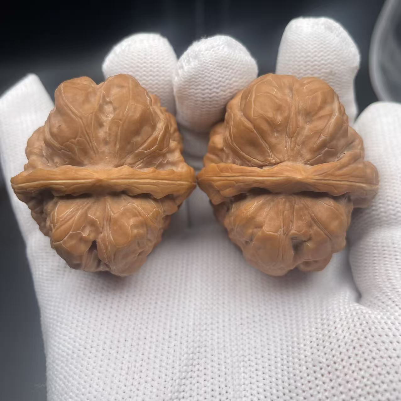 Rare Triangular Clam Head Walnuts | Natural Fidget Toys for Stress Relief & Desk Decor
