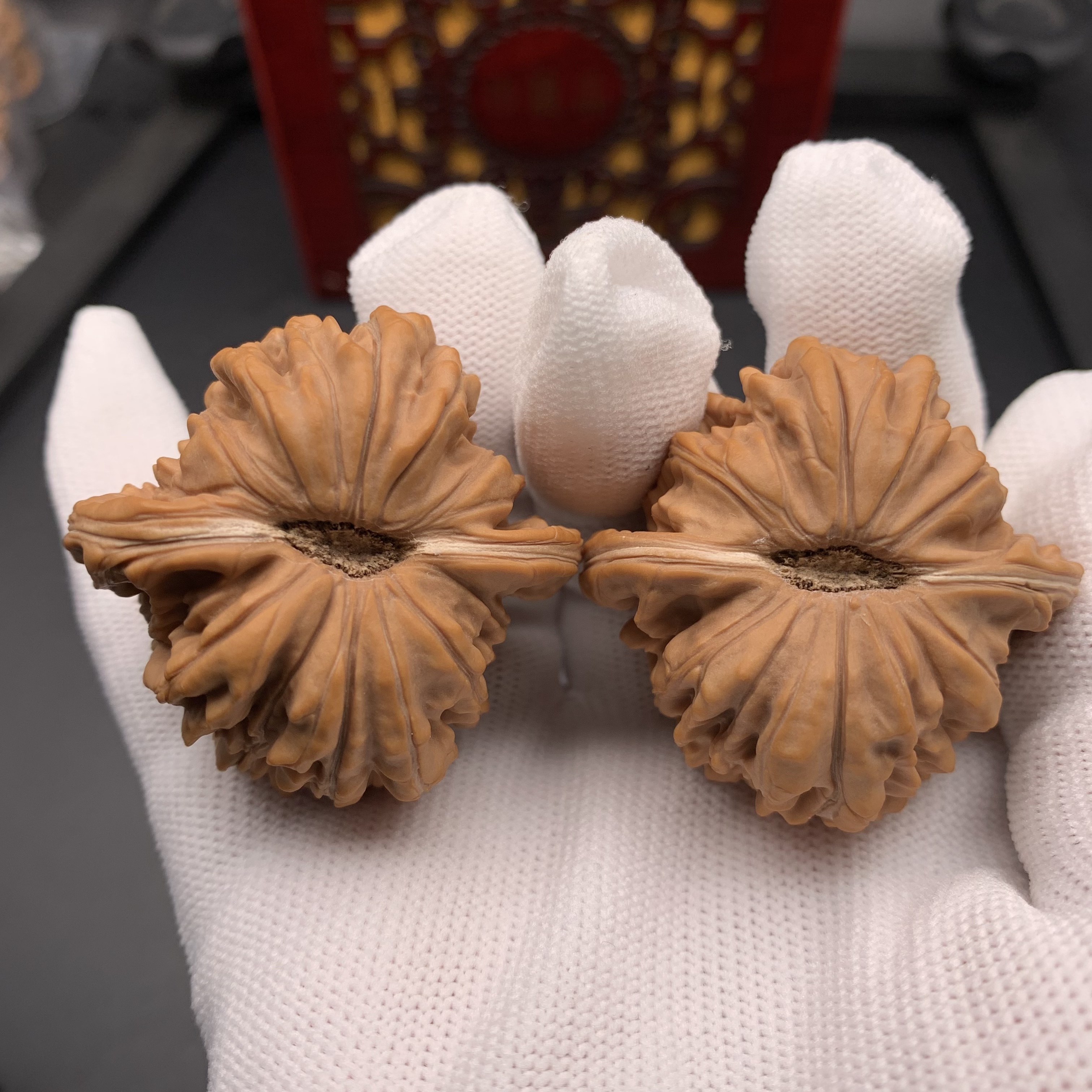 Premium Shizilou Style Palm Exercise Walnuts - High-Quality Fidget Toys for Stress Relief & Collecting