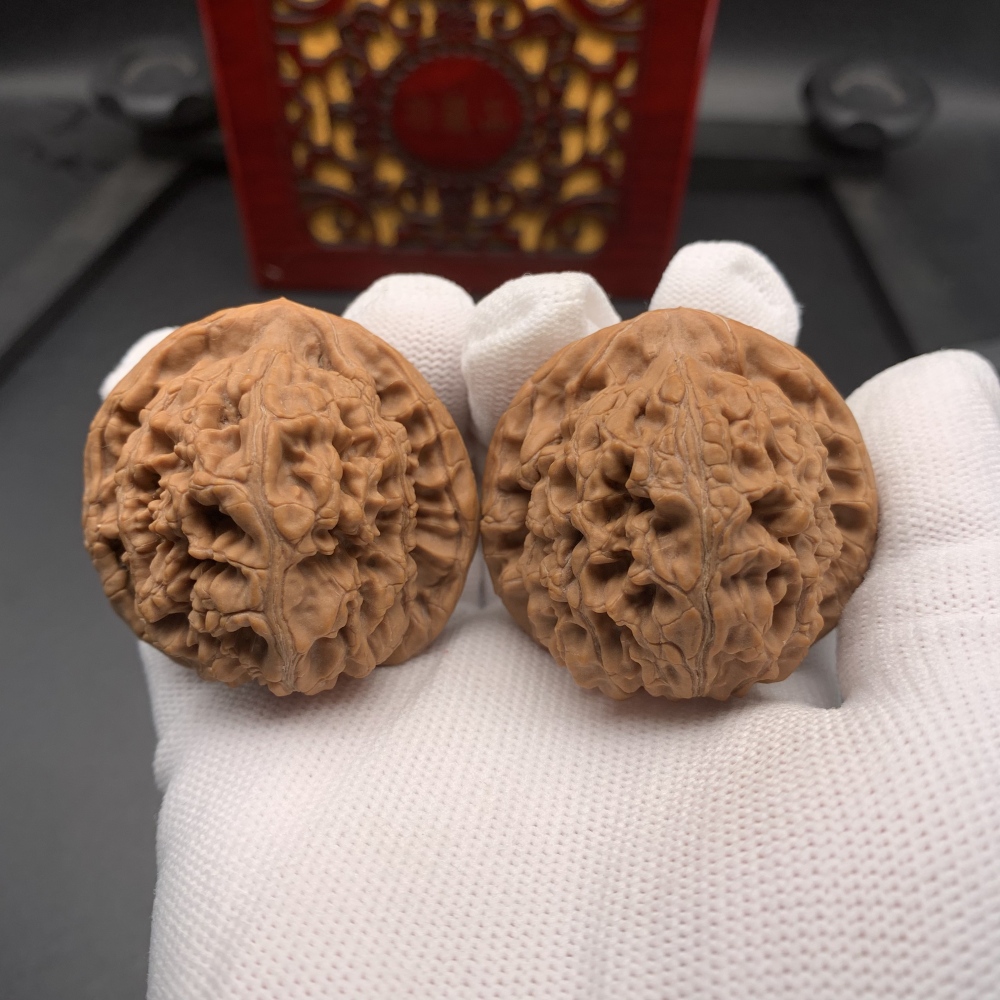 Water Texture Hand Walnut Wholesale | Bulk Stress Relief Hand Toy | 30-37mm Natural Hard Walnut Pair | Budget Collectible Bulk Stock