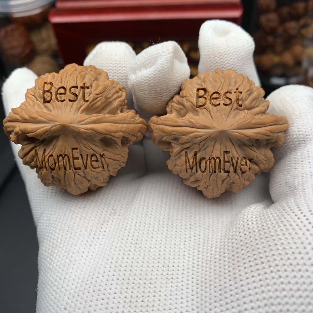 Create Your Unique Legacy: Personalized Engraved Wenwan Walnuts!