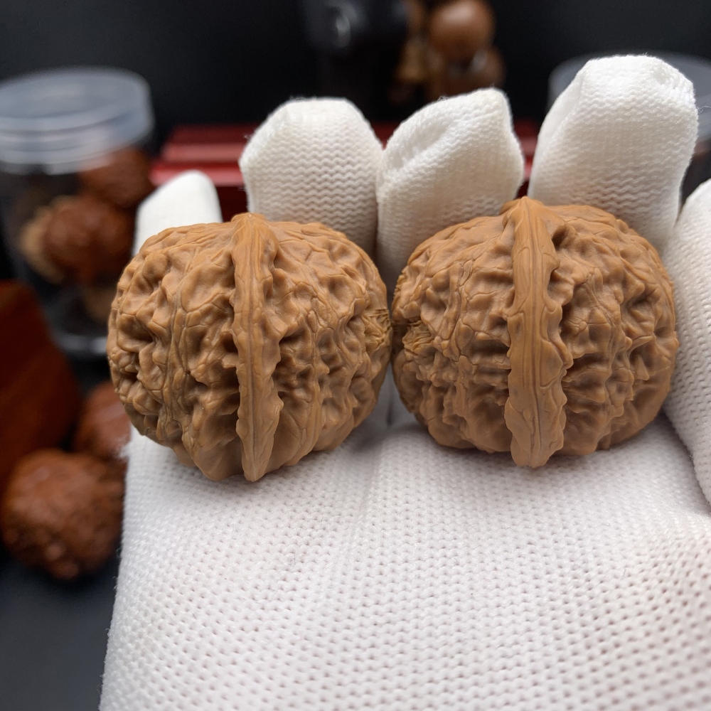 HEADLINE: CUSTOM ENGRAVED WENWAN WALNUTS | PERSONALIZE YOUR PAIR Sub-headline: Your Story, Your Symbol, Carved in Stone. 100% Customizable Vector Engraving for Every Occasion.