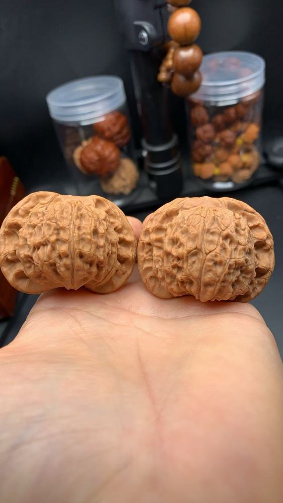 Premium Hand-Matched Walnut Pair – Timeless Love Token & Stress Relief Keepsake