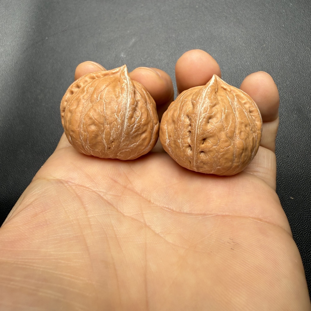 Mini Mantou Tri-edge Wenwan Walnut Pair, 30mm Natural Laishui Wild Walnut for Collection & Hand Massage
