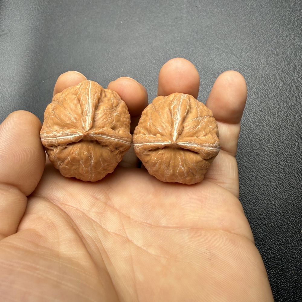 Mini Mantou Tri-edge Wenwan Walnut Pair, 30mm Natural Laishui Wild Walnut for Collection & Hand Massage