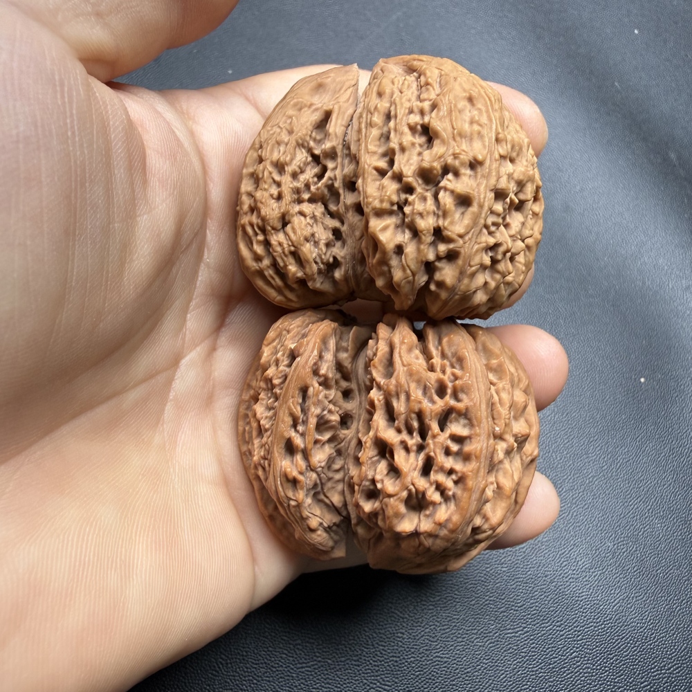 Natural Nanjiang Stone Conjoined Horn Wenwan Walnut Wholesale Gift