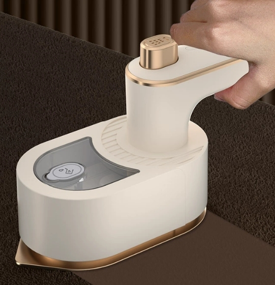 Handheld steam iron