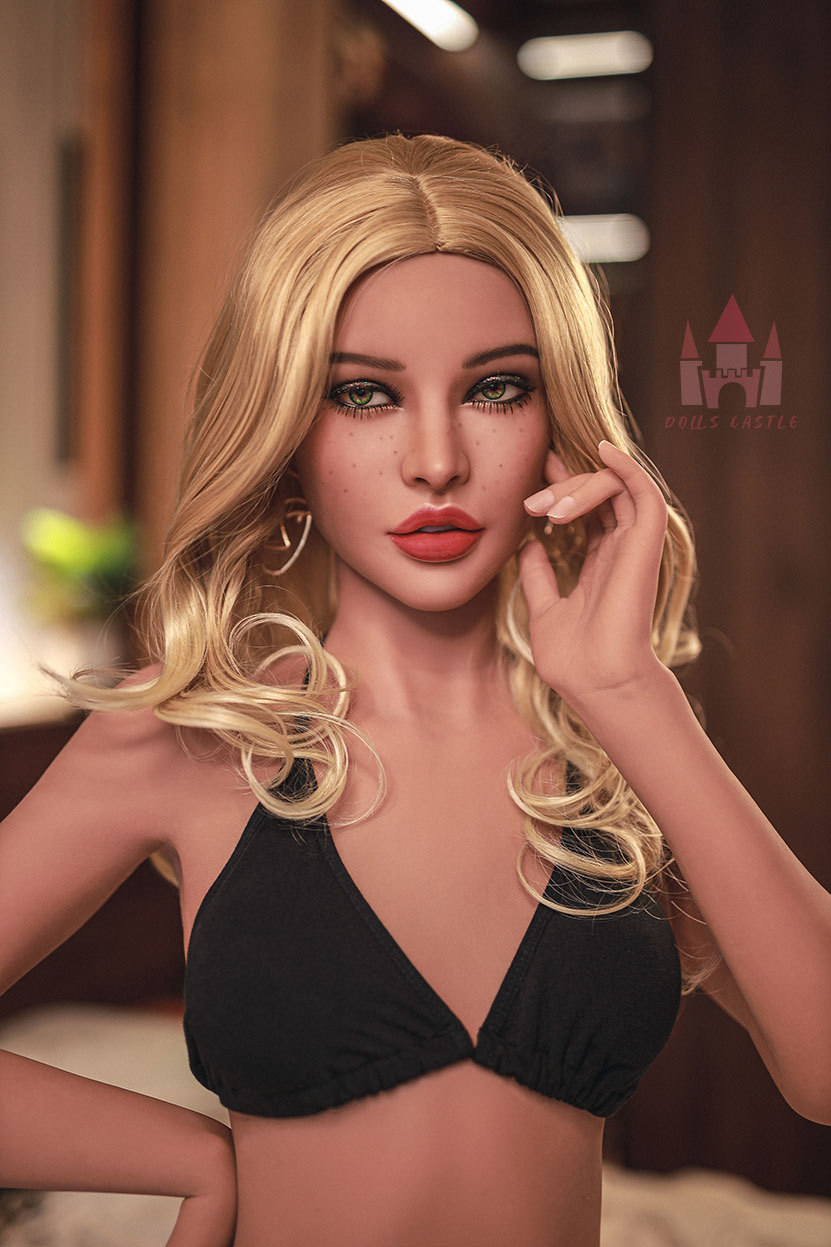 [ AU In Stock ] Castle DOLL® 163cm ( 5.35' ) B #DC3 Tan Sex Doll