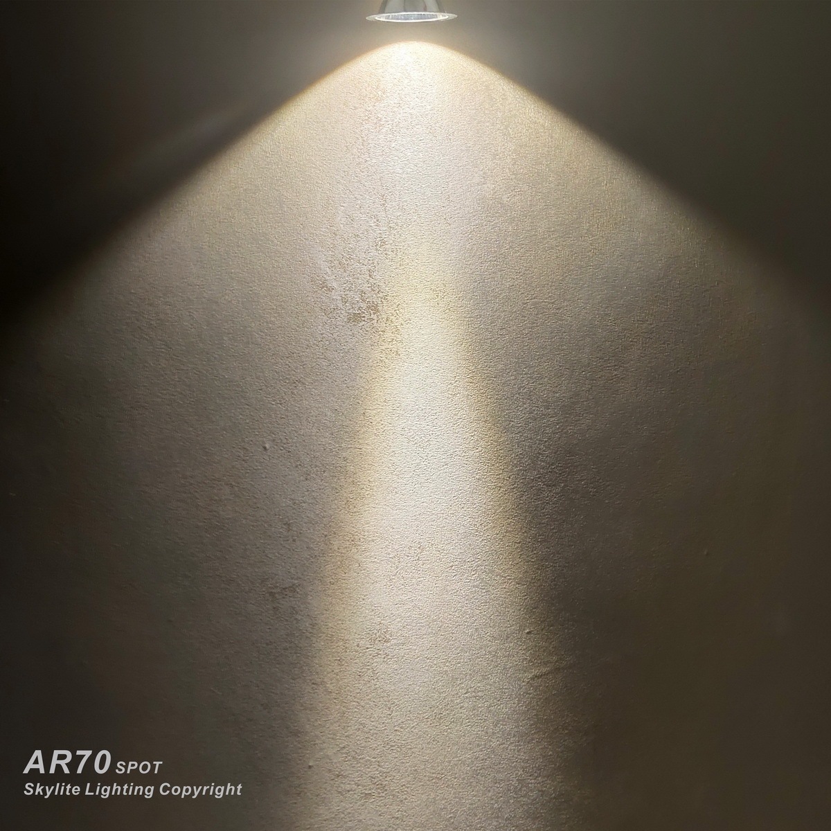 Aluminum LED AR70 Spot Light Bulb COB 5W AC/DC 12 Volts BA15d
