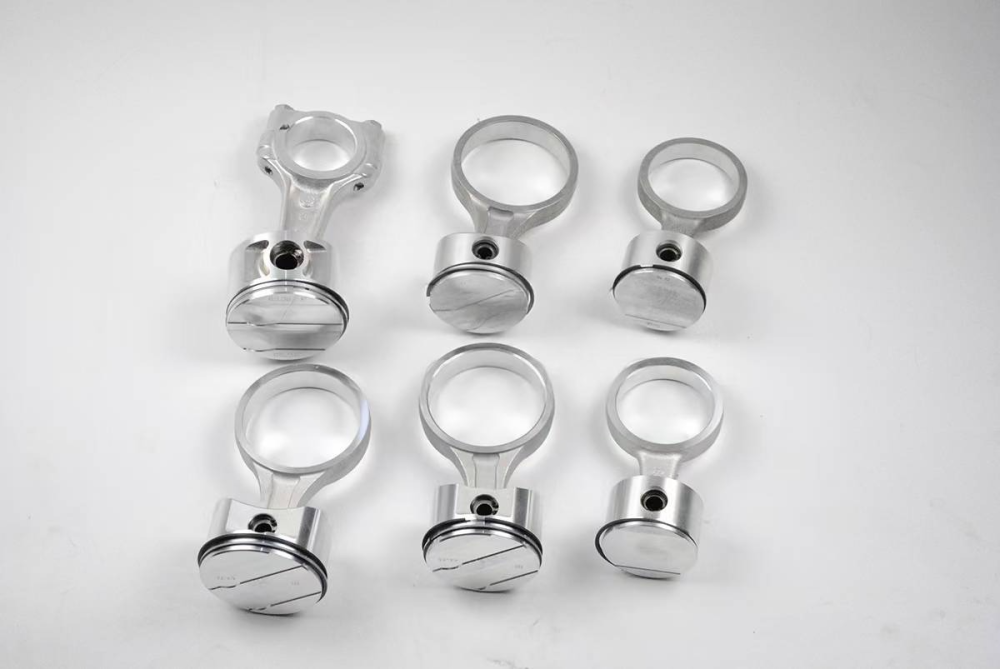 30229793 Piston connecting rod set