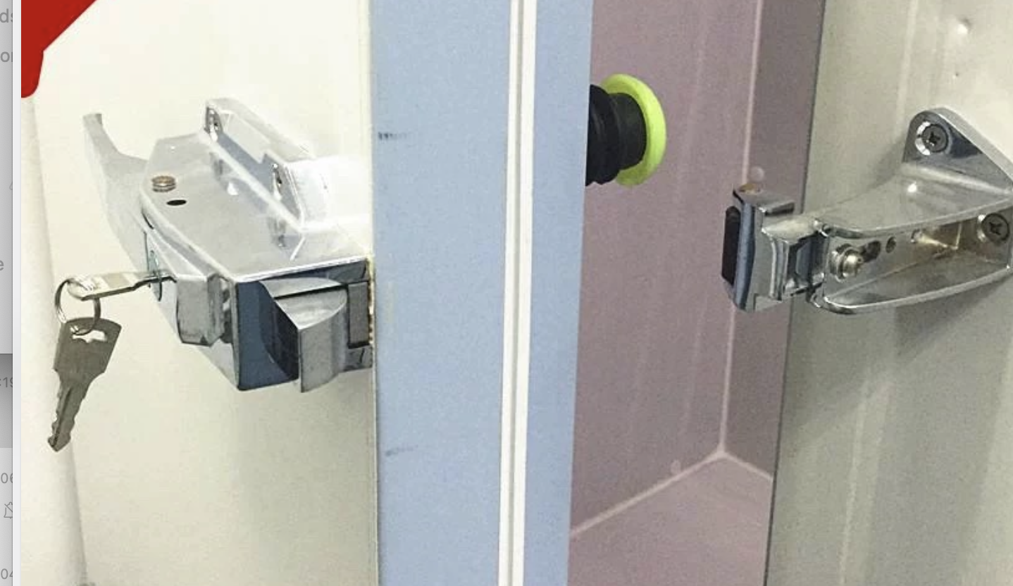 Coolroom Door Latch with Lock & Push Release