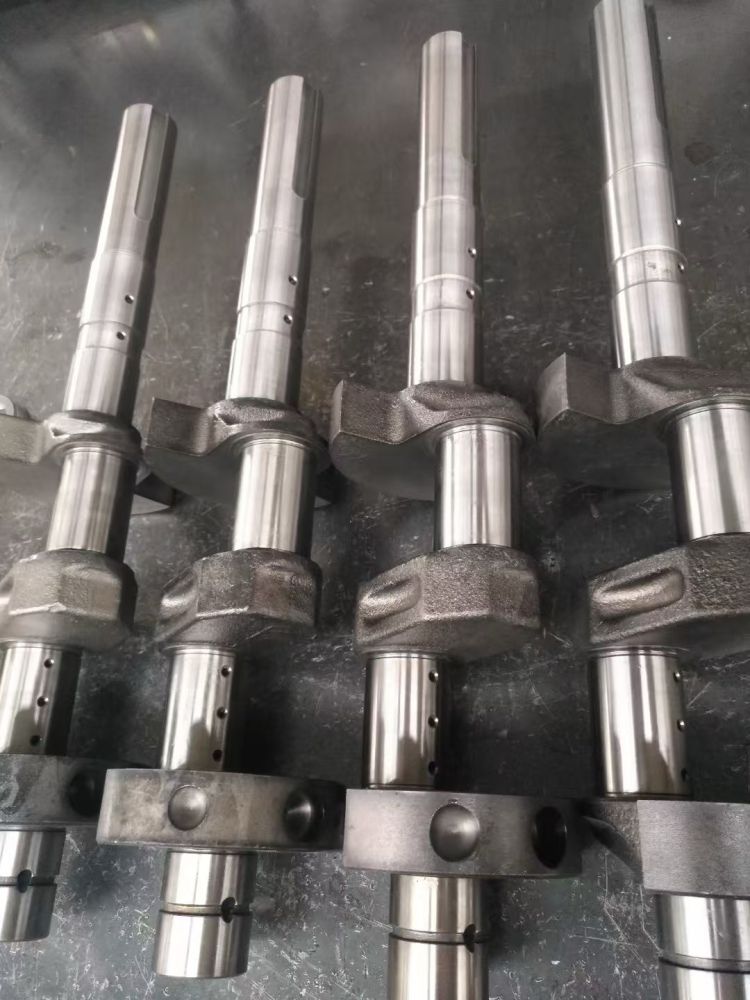 30111704 Crankshaft (12)-Original Bitzer Part OEM +