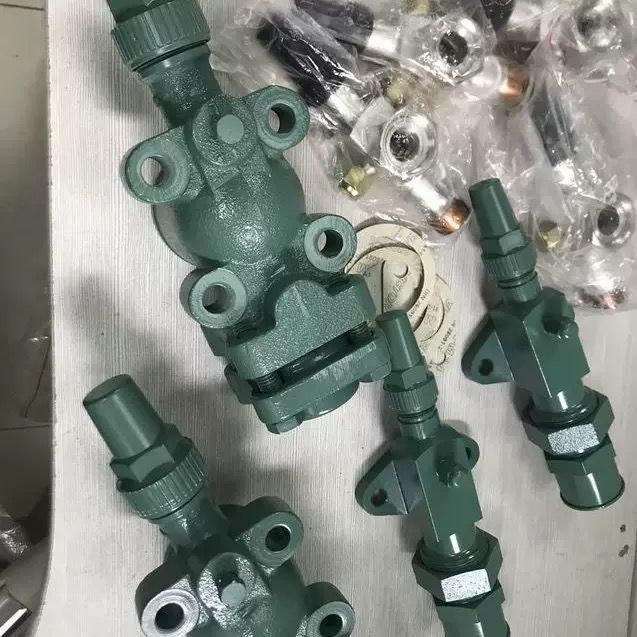 36131512 Shut-off valve (suction side) Original Bitzer Part OEM +