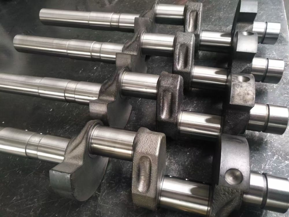 30100716 Crankshaft (40) - Original Bitzer Part OEM +