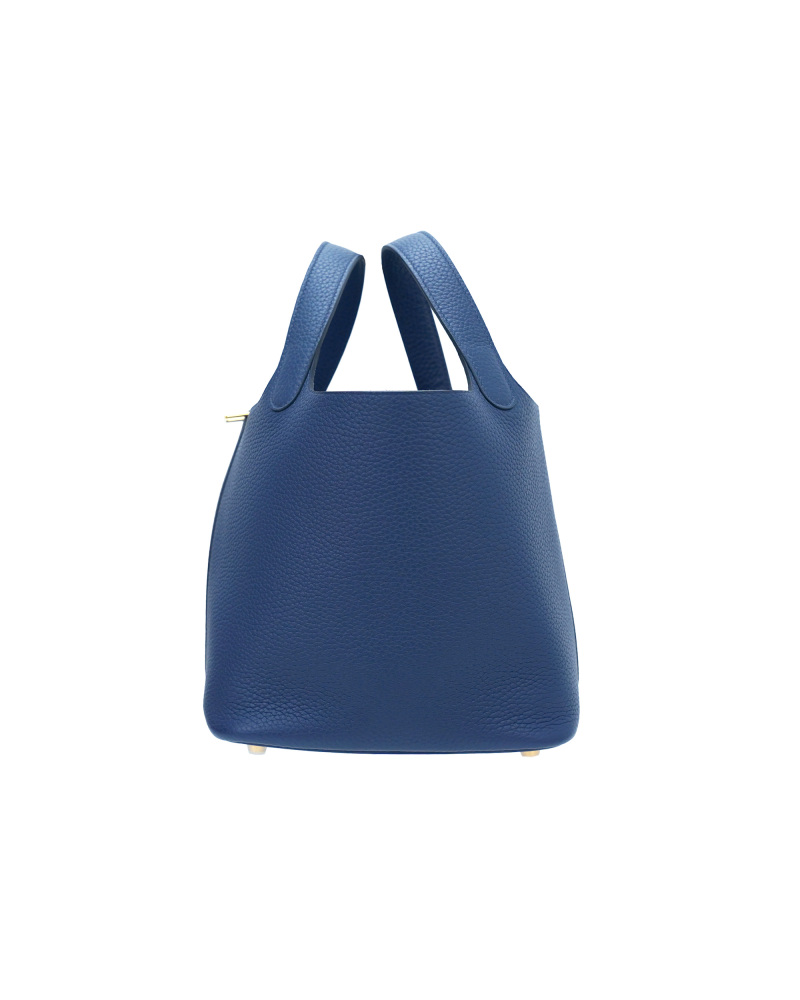 Handmade cowhide bucket bag in size 18cm