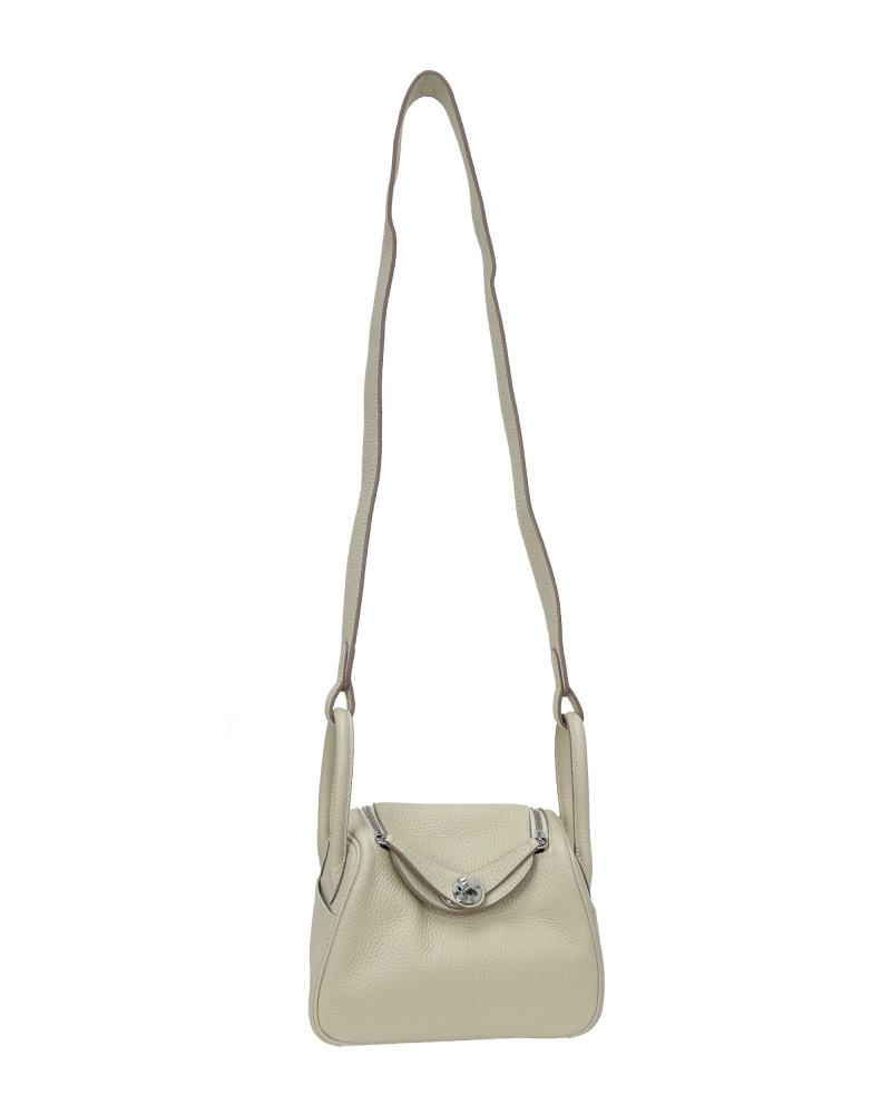 Single-shoulder crossbody bag, handmade with cowhide, size 19