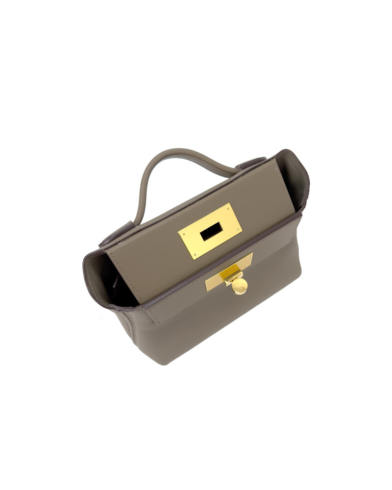 Handmade hand-carrying single-shoulder crossbody bag, size 21