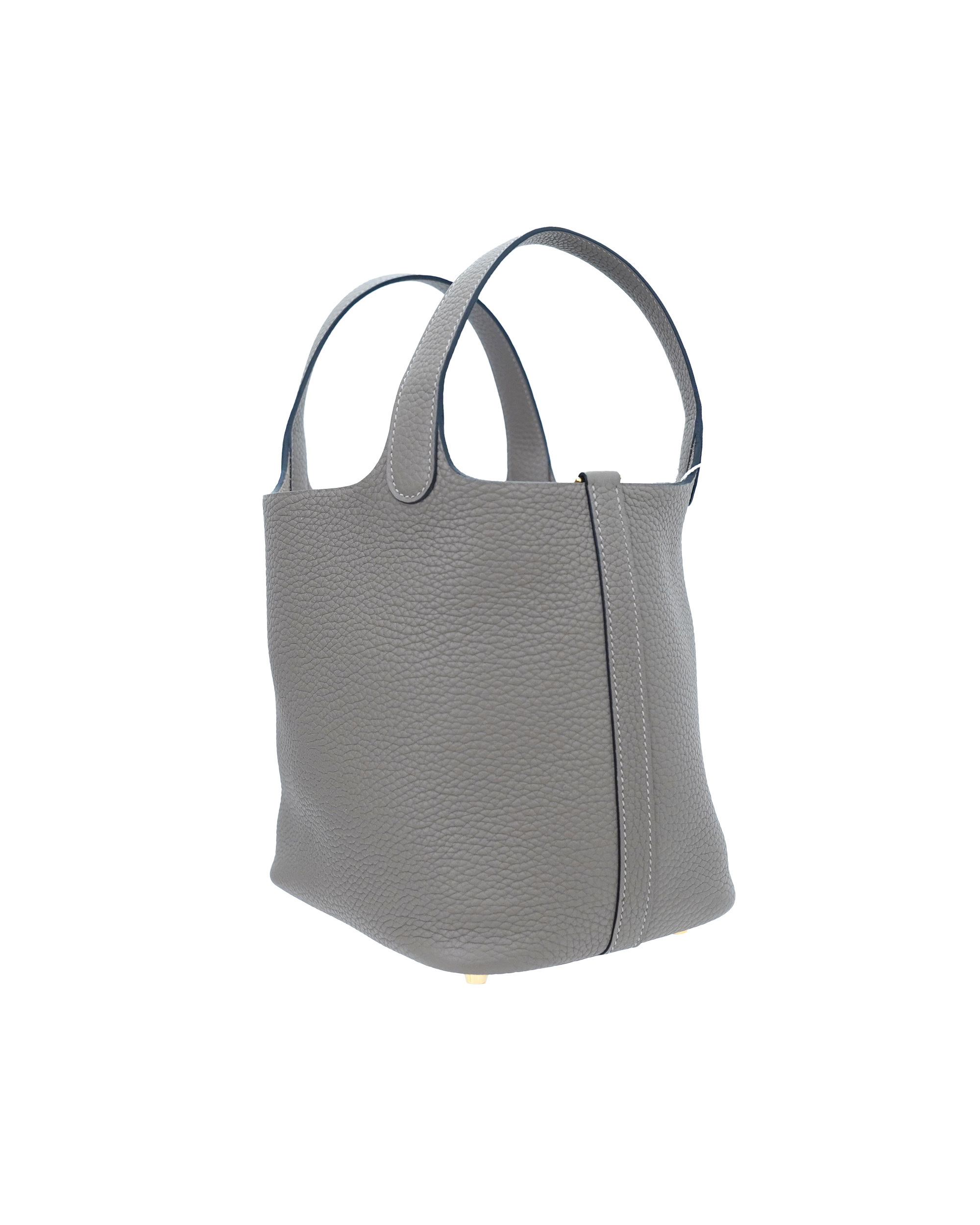Handmade cowhide bucket bag in size 18cm