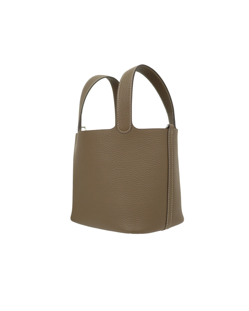 Handmade cowhide bucket bag in size 18cm