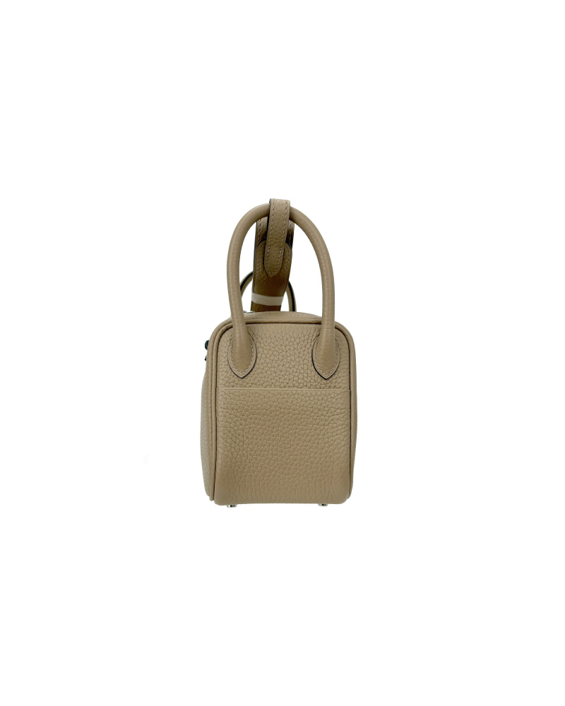 Single-shoulder crossbody bag, handmade with cowhide, size 19