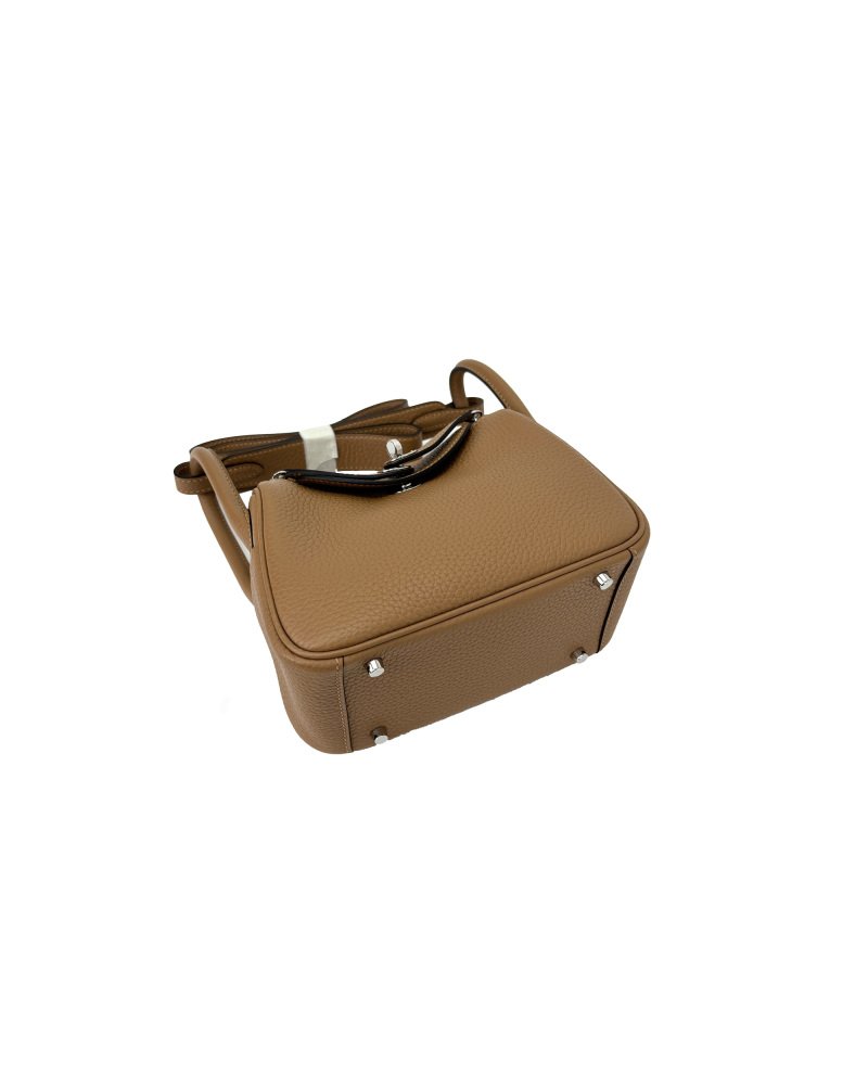 Single-shoulder crossbody bag, handmade with cowhide, size 19