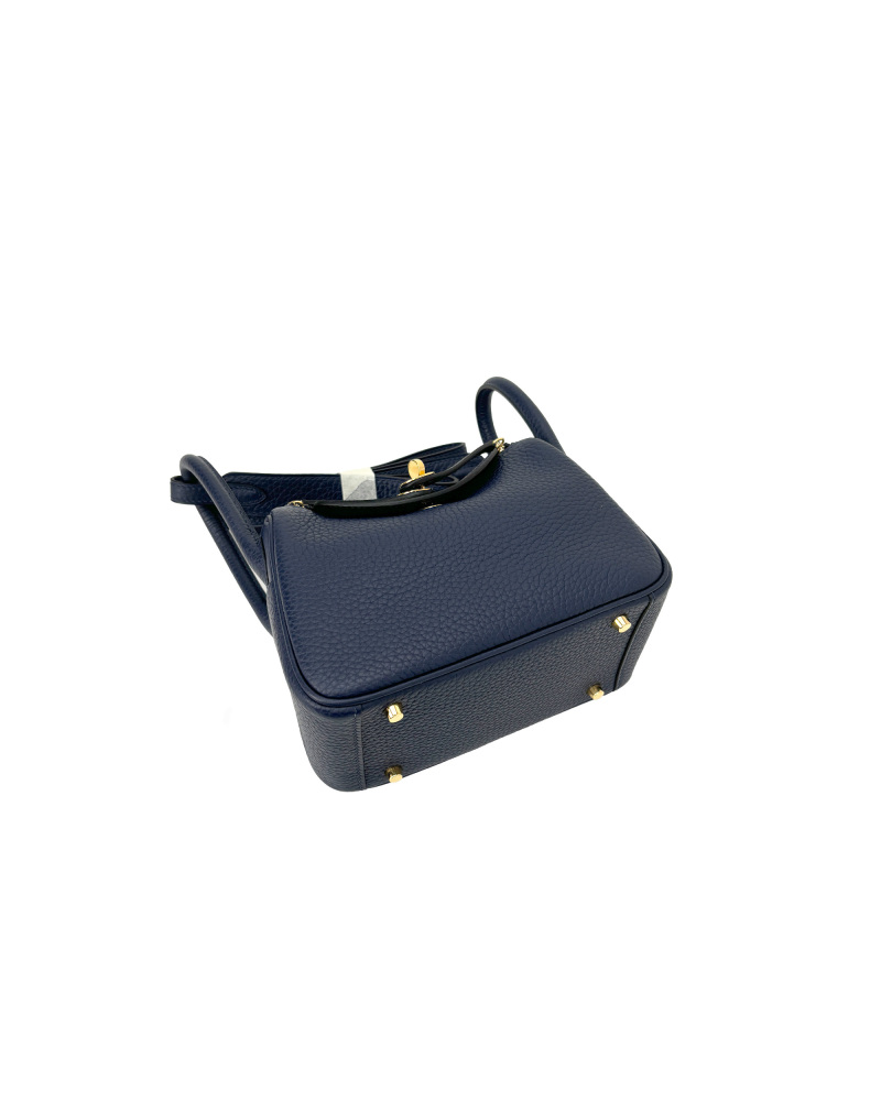 Single-shoulder crossbody bag, handmade with cowhide, size 19