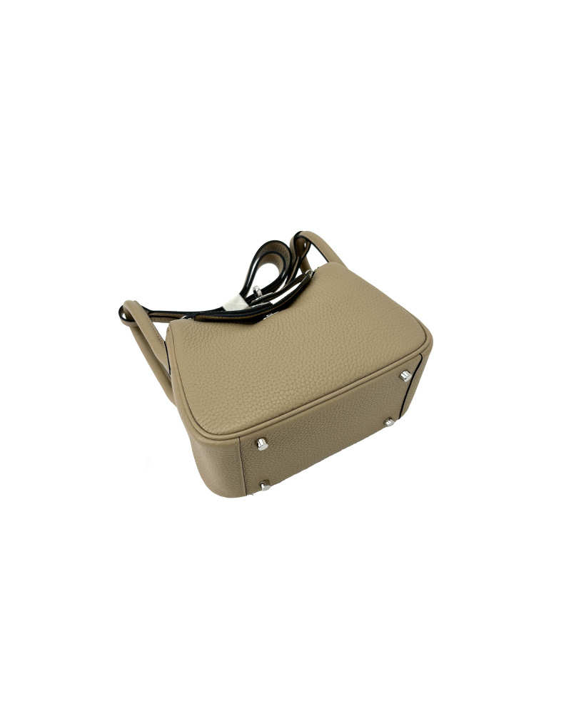 Single-shoulder crossbody bag, handmade with cowhide, size 19