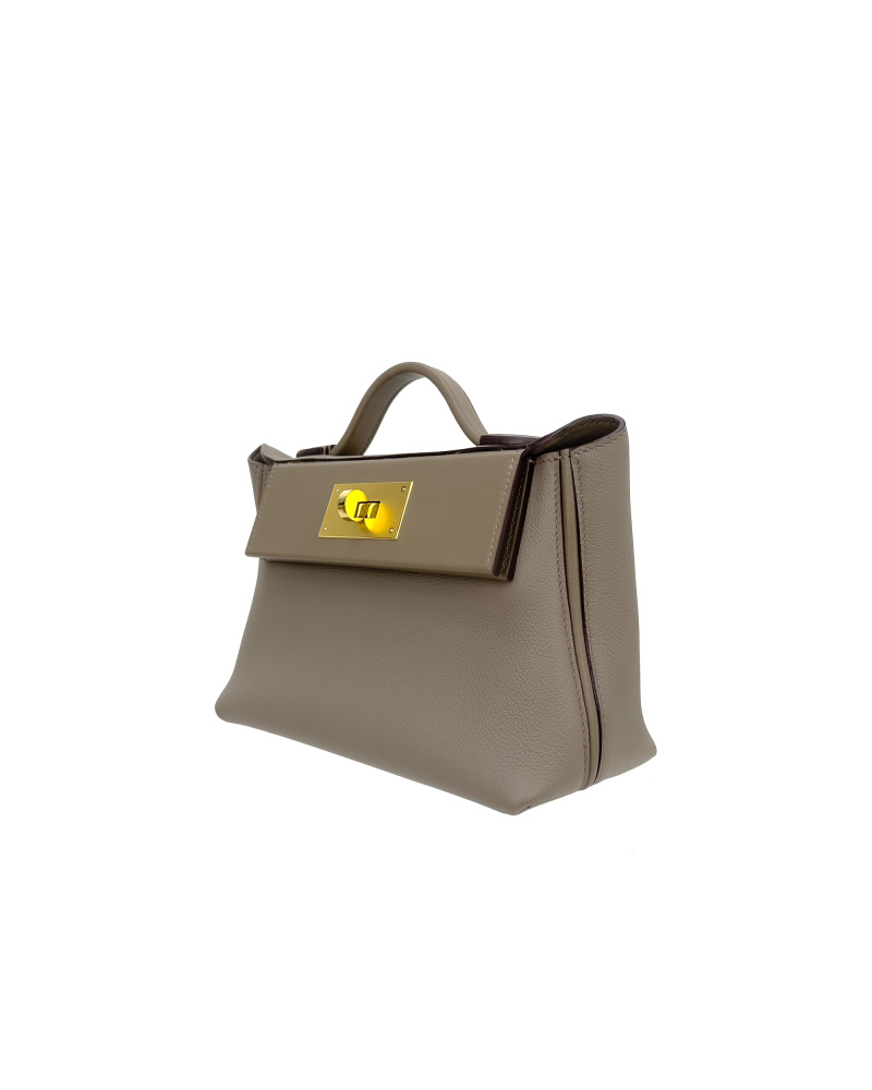 Handmade hand-carrying single-shoulder crossbody bag, size 21