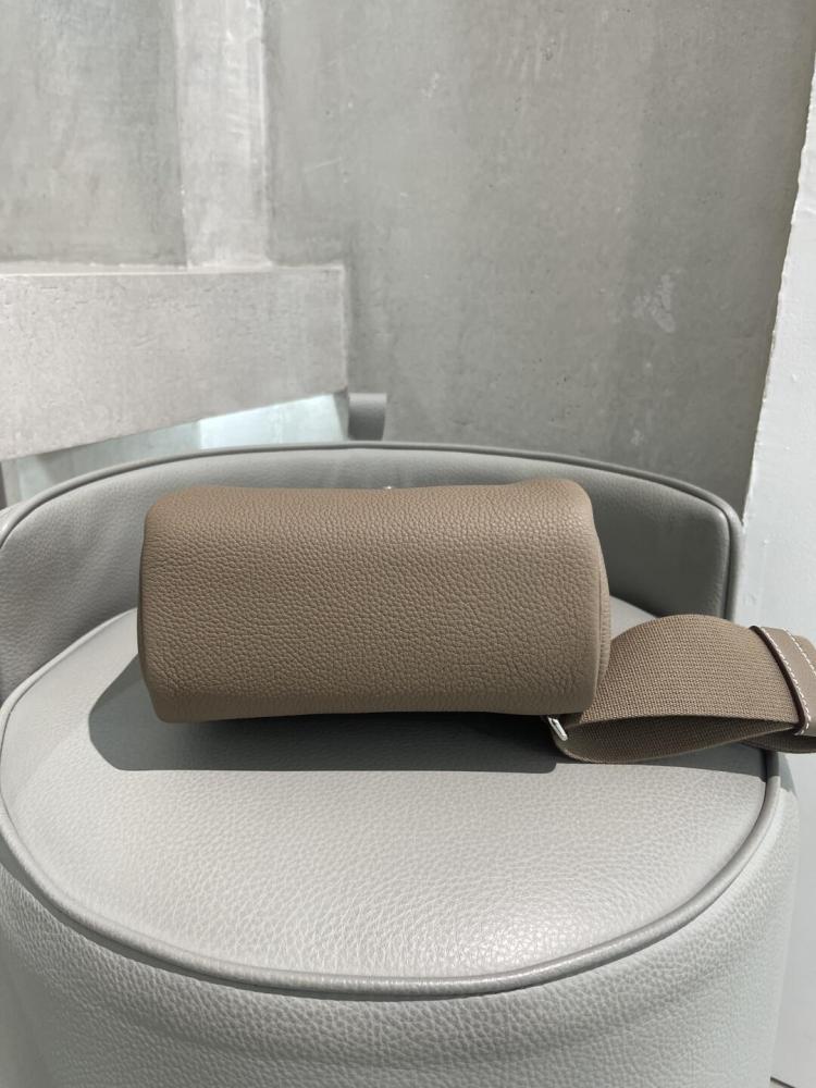 HAC-man-togo-handbag