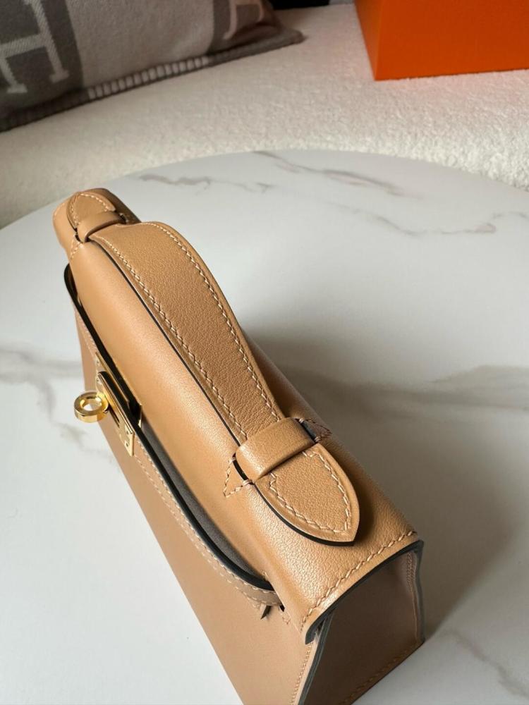 KL-Pochette Milk tea color