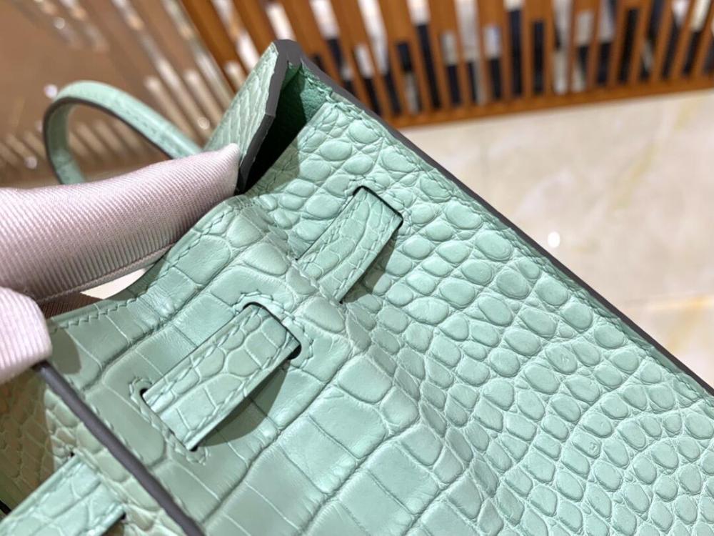 BK20size- American crocodile skin-Mint green