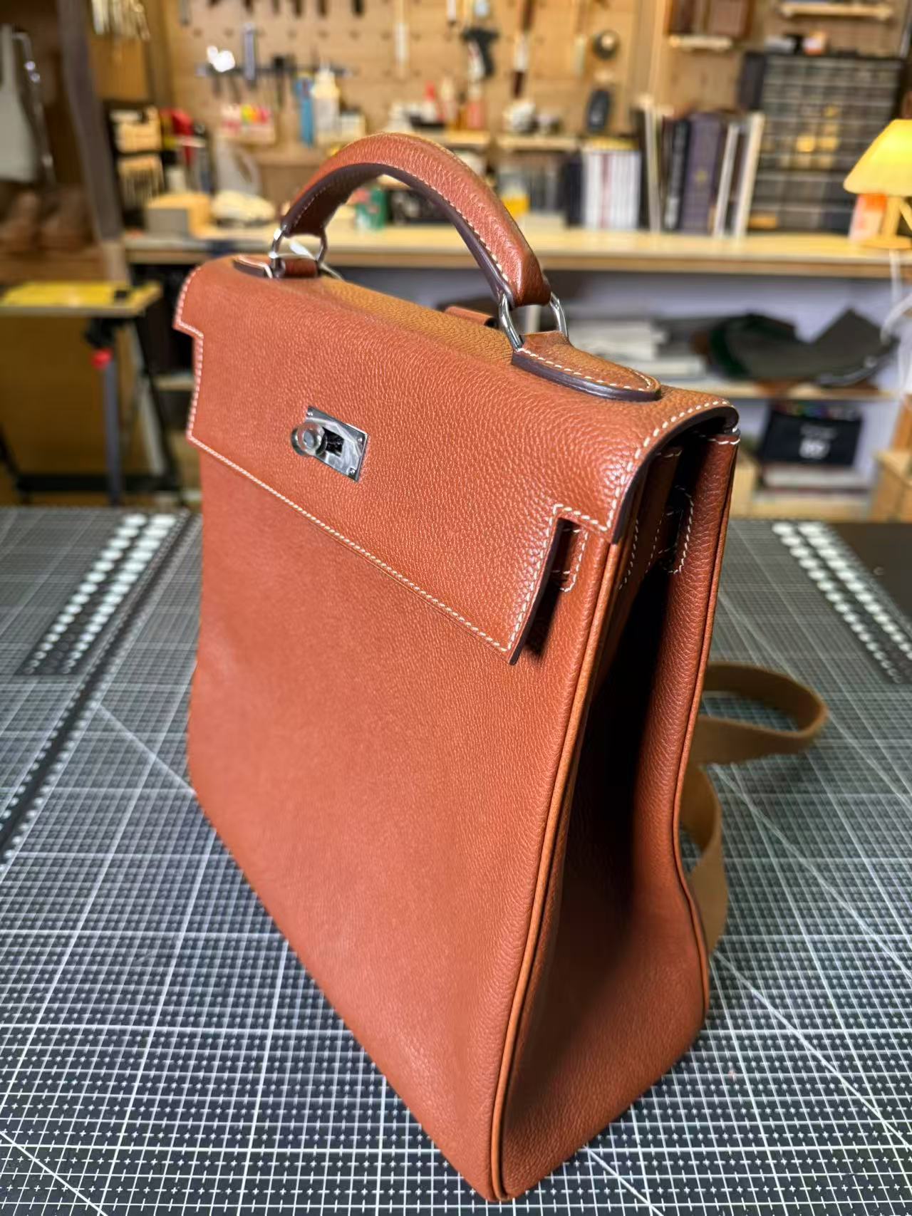 Aimz - ado28size - togo leather