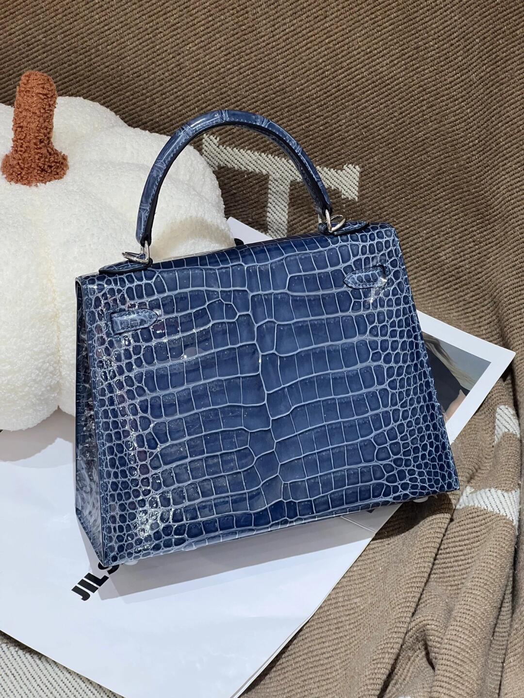 Kelly bag handcrafted from Nile crocodile leather
